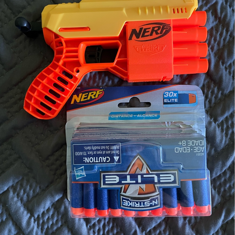Nurf gun and projectiles